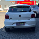 VW - VolksWagen Gol (novo) 1.0 Mi Total Flex 8V 4p 2014 Flex-4