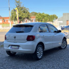 VW - VolksWagen Gol (novo) 1.0 Mi Total Flex 8V 4p 2014 Flex-0