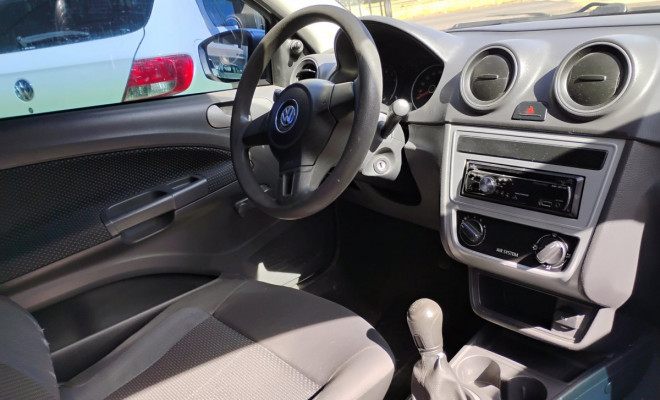 VW - VolksWagen Gol (novo) 1.0 Mi Total Flex 8V 2p 2014 Flex-3