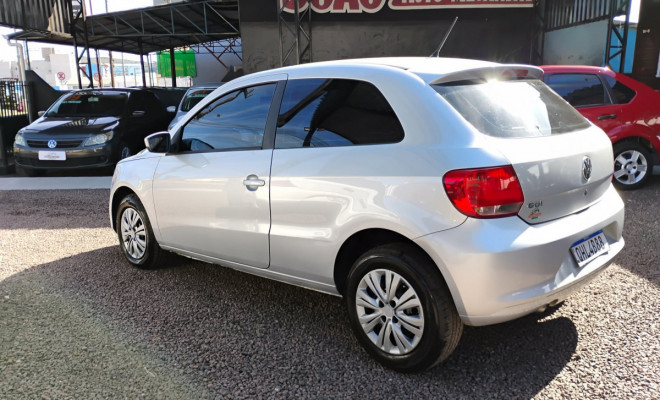 VW - VolksWagen Gol (novo) 1.0 Mi Total Flex 8V 2p 2014 Flex-0