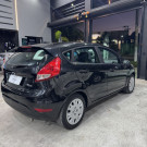 Ford Fiesta 1.5 16V Flex Mec. 5p 2015 Gás-2