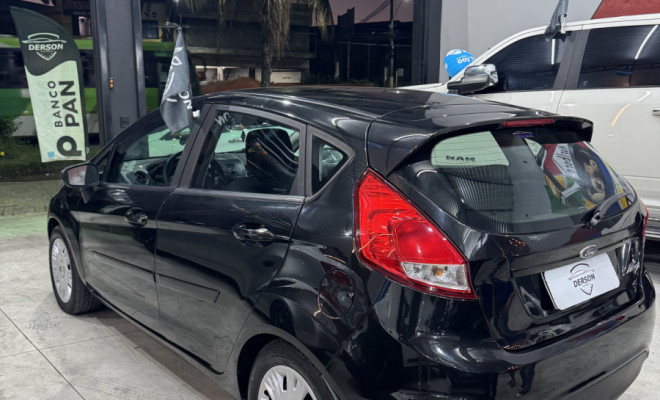 Ford Fiesta 1.5 16V Flex Mec. 5p 2015 Gás-3