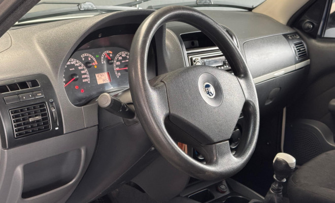 Fiat Siena HLX 1.8 mpi Flex 8V 4p 2007 Flex-0