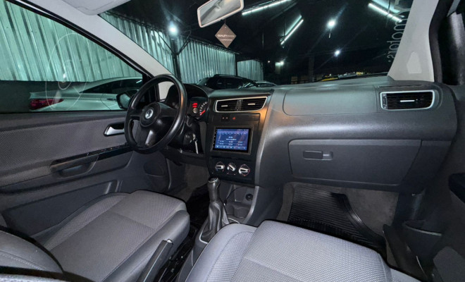 VW - VolksWagen Fox 1.6 Mi Total Flex 8V 5p 2012 Flex-8