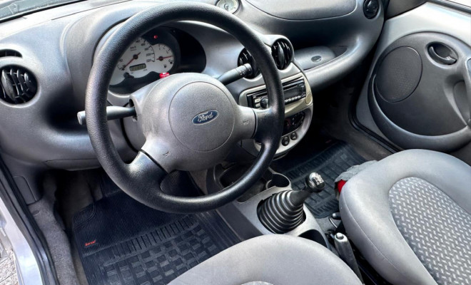 Ford Ka 1.0i 3p 2003 Gasolina-8
