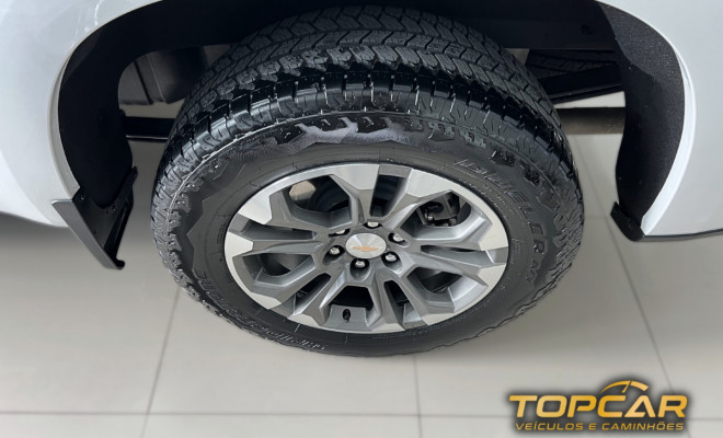 GM - Chevrolet Silverado High Country 5.3 V8 AWD Aut. 2024 Gasolina-8