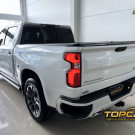 GM - Chevrolet Silverado High Country 5.3 V8 AWD Aut. 2024 Gasolina-4