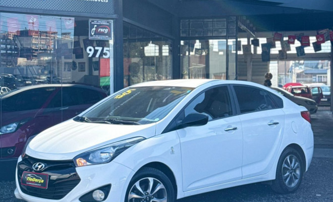 Hyundai HB20S C.Plus/C.Style 1.6 Flex 16V Mec.4p 2015 Flex