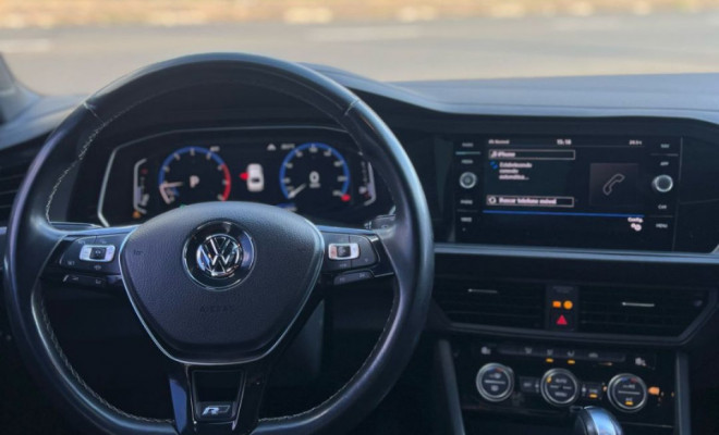 VW - VolksWagen JETTA R-Line 250 TSI 1.4 Flex 16V Aut. 2018 Flex-4