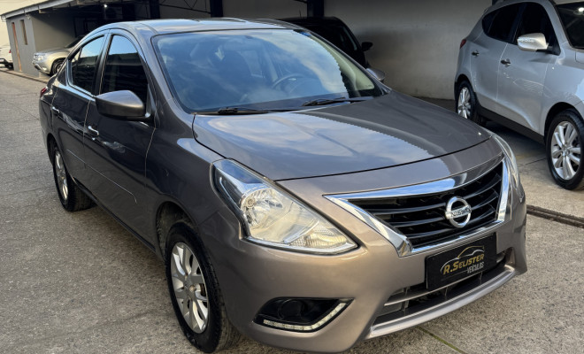 Nissan VERSA SL 1.6 Mec. 2016-3