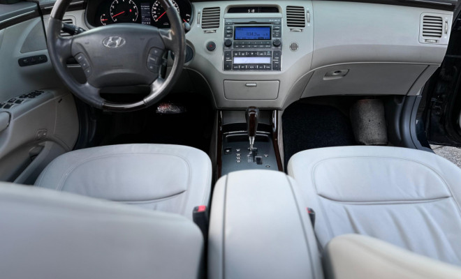 Hyundai AZERA GLS 3.3 V6 24V 4p Aut. 2011 Gasolina-12