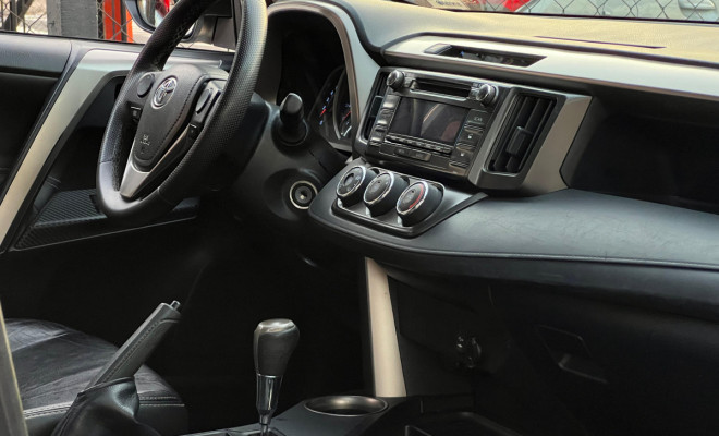 Toyota RAV4 2.0 4x2 16V Aut. 2013 Gasolina-8