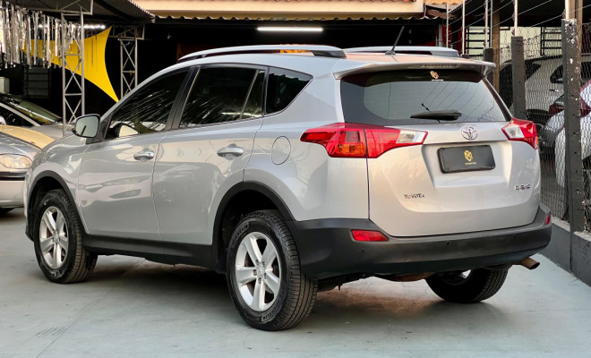 Toyota RAV4 2.0 4x2 16V Aut. 2013 Gasolina-4