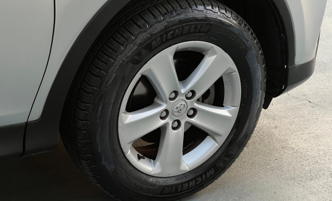 Toyota RAV4 2.0 4x2 16V Aut. 2013 Gasolina-10