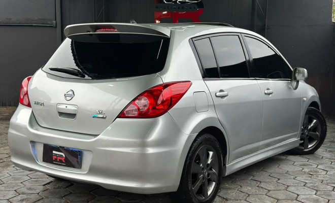 Nissan TIIDA SL 1.8/1.8 Flex 16V Aut. 2013 Flex-2