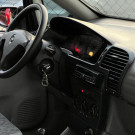 GM - Chevrolet Zafira 2.0/ CD 2.0  8V  MPFI 5p Mec. 2002 Gasolina-4