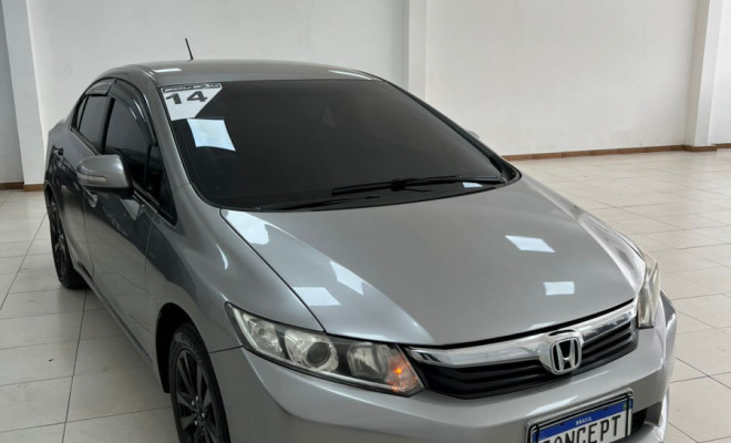 Honda Civic Sedan LXR 2.0 Flexone 16V Aut. 4p 2014 Flex