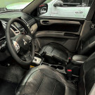 Pajero DAKAR 3.2 4x4 Diesel 2013 7 Lugares-4