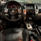 Pajero DAKAR 3.2 4x4 Diesel 2013 7 Lugares-3