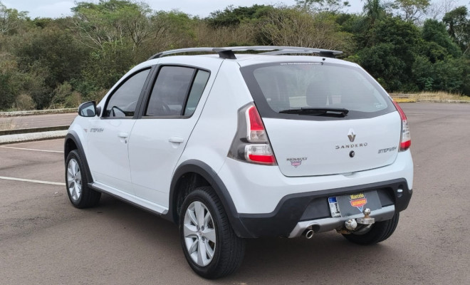 Renault SANDERO STEPWAY Hi-Power 1.6 8V 5p 2014 Flex-3
