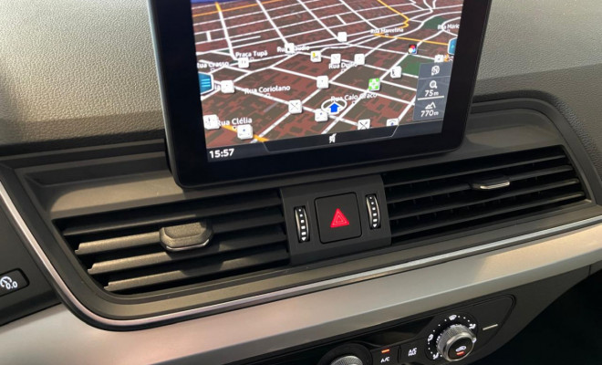 Audi Q5 Attraction 2.0 TFSI Quattro S tronic 2018 Gasolina-2