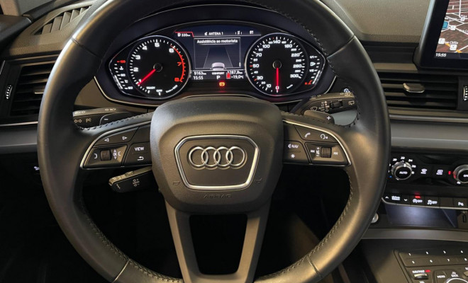 Audi Q5 Attraction 2.0 TFSI Quattro S tronic 2018 Gasolina-6