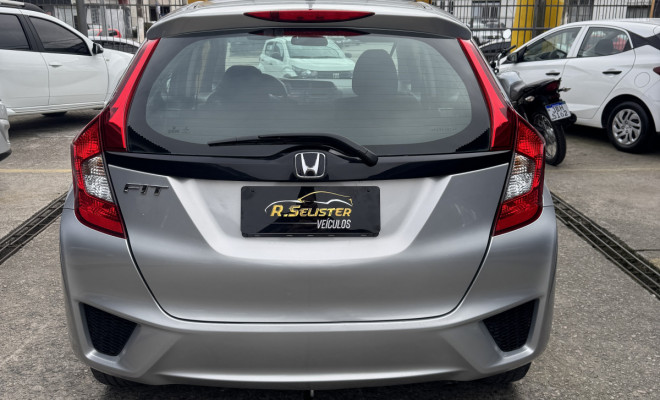 Honda Fit LX 1.5 Flexone Mec. 2015-0