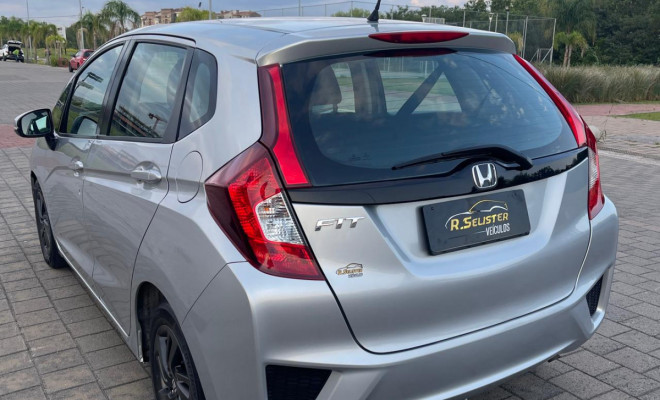 Honda Fit LX 1.5 Flexone Mec. 2015-2