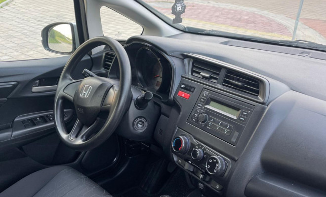 Honda Fit LX 1.5 Flexone Mec. 2015-8