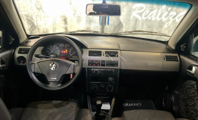 VW - VolksWagen Parati 1000 Mi 16V 4p Turbo 2001 Gasolina-4