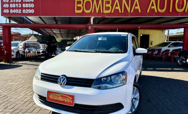 VW - VolksWagen Gol (novo) 1.0 Mi Total Flex 8V 4p 2013 Flex
