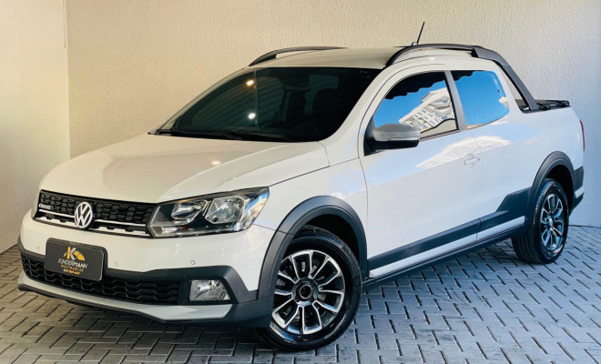 VW - VolksWagen Saveiro CROSS 1.6 T.Flex 16V CD 2017 Flex