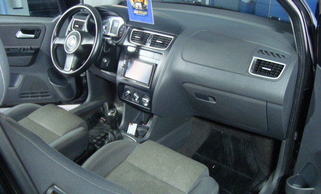 VW - VolksWagen Fox 1.0 Mi Total Flex 8V 3p 2013 Flex-5
