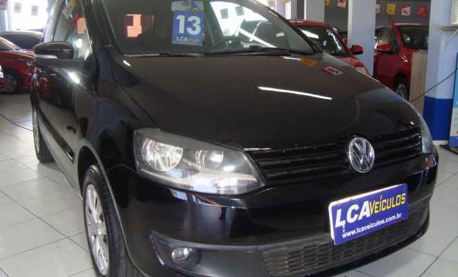 VW - VolksWagen Fox 1.0 Mi Total Flex 8V 3p 2013 Flex