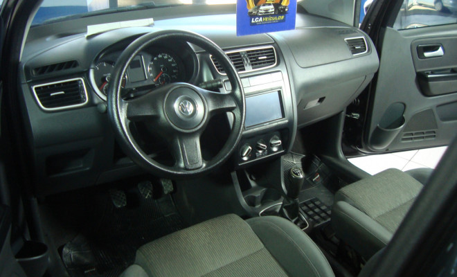 VW - VolksWagen Fox 1.0 Mi Total Flex 8V 3p 2013 Flex-6