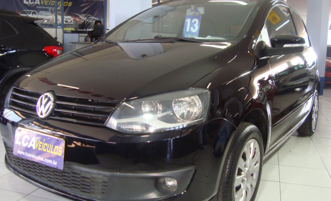 VW - VolksWagen Fox 1.0 Mi Total Flex 8V 3p 2013 Flex-1