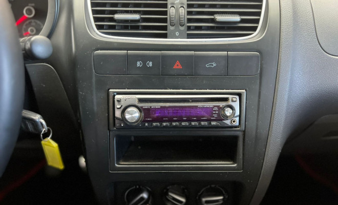 VW - VolksWagen CROSSFOX 1.6 Mi Total Flex 8V 5p 2011 Flex-8