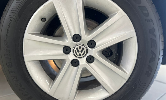 VW - VolksWagen CROSSFOX 1.6 Mi Total Flex 8V 5p 2011 Flex-11