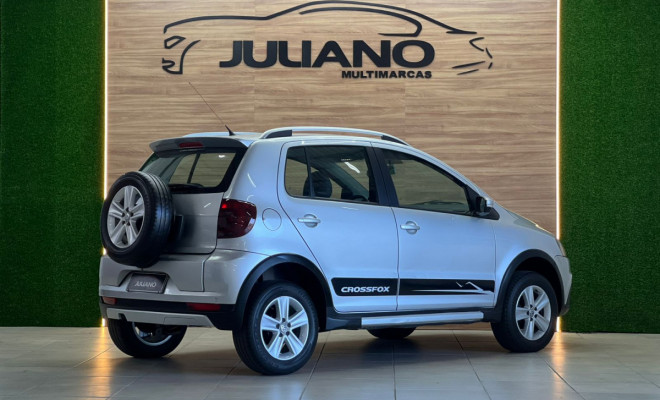 VW - VolksWagen CROSSFOX 1.6 Mi Total Flex 8V 5p 2011 Flex-1