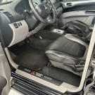 Mitsubishi Pajero DAKAR 3.2 4x4 T.I. Dies. 5p Aut. 2015 Diesel-4