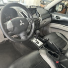 Mitsubishi Pajero DAKAR 3.2 4x4 T.I. Dies. 5p Aut. 2015 Diesel-6