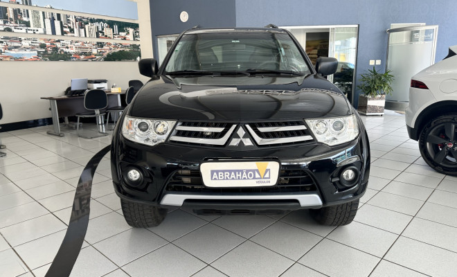 Mitsubishi Pajero DAKAR 3.2 4x4 T.I. Dies. 5p Aut. 2015 Diesel-0