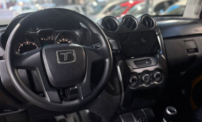 Troller T-4 BOLD 4x4 3.2 Tdi Cap. Rígida Diesel 2017 Diesel-6