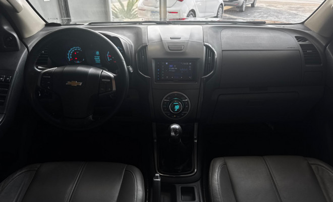 GM - Chevrolet S10 Pick-Up LTZ 2.4 F.Power 4x2 CD 2013 Gasolina-5