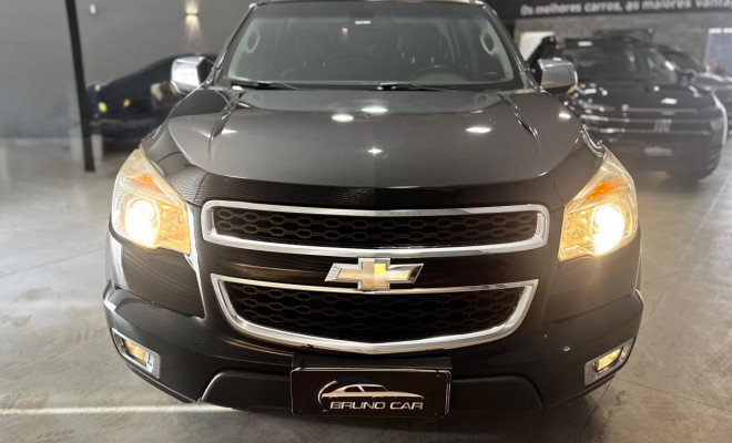 GM - Chevrolet S10 Pick-Up LTZ 2.4 F.Power 4x2 CD 2013 Gasolina