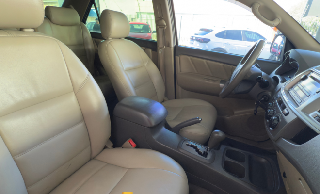 Toyota Hilux SW4 SR 4x2 2.7/ 2.7 Flex 16V Aut. 2012 Flex-6