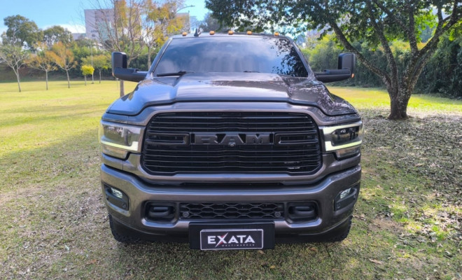 RAM 2500 LARAMIE 6.7 NIGHT EDITION TB CD 4x4 AUT.-0