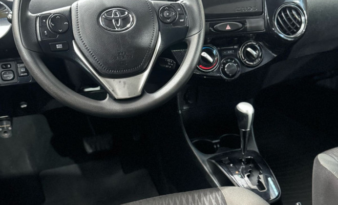 Toyota ETIOS XS 1.5 Flex 16V 5p Aut. 2018 Flex-6