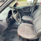 VW - VolksWagen Gol 1.0 Plus 16v 4p 2003 Gasolina
