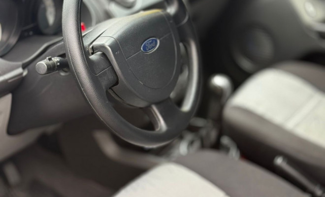 Ford Fiesta 1.6 8V Flex/Class 1.6 8V Flex 5p 2009 Flex-8